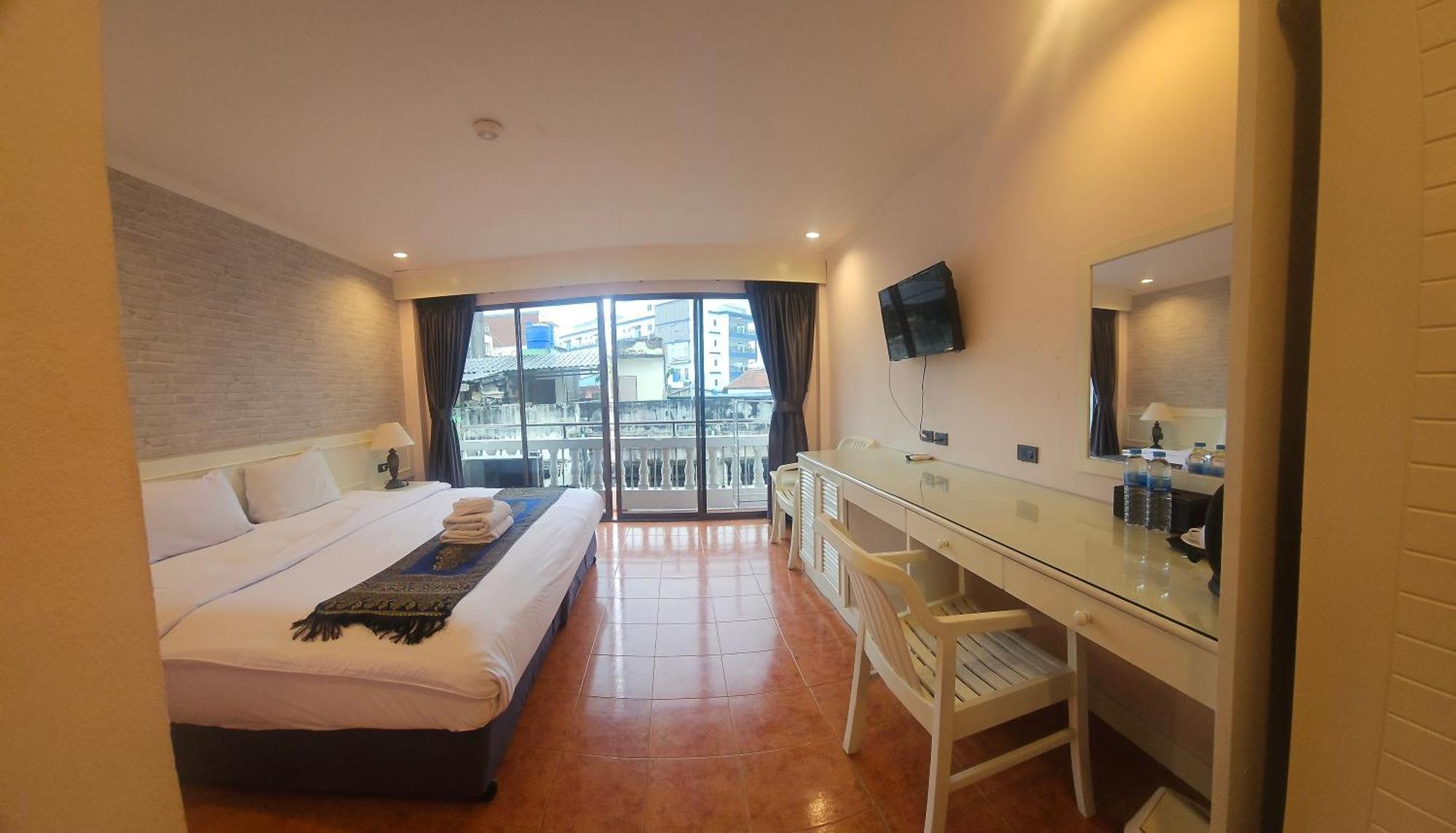 Patong Central Residence And Apartment Экстерьер фото